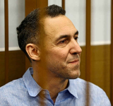 Russia frees French researcher Vinatier in prisoner exchange